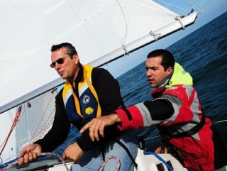  Curso de vela con patrón 